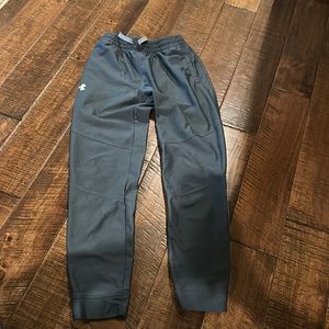 YM UA athletic pant